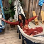 Chelsea Tavares Instagram - Patience SZN 6 🤎 #ALLAMERICAN tune in every Monday on the @thecw @cwallamerican hair: @reign.mari.hair ♥️