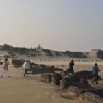 Chen Bolin Instagram - 📍海邊吹風郊遊日 🌤️🌊🪨🐚🩵✨ #不如海邊吹吹風