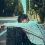 Chen Bolin Instagram - 🌲🦊🧳 Samsonite x Maison Kitsuné ✨ 『Carry Your Wanderlust』 身為旅行者，在探索世界的同時，有個時髦且精緻的配備來一起冒險，是多麼帥氣的事情～ 全球限量的經典迷彩小狐狸躍上 Samsonite 不朽傳奇工藝! 一起來場無極限的冒險旅程吧 ☀️🌊🏕️🏔️🌳 @samsonite_taiwan #SamsoniteTW #CarryYourWanderlust #MaisonKitsunexSamsonite