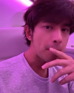 Chen Bolin Instagram - Kia Ora !!! 🇳🇿🪽 Kei te pēhea koe ！😁✨
奇異的國度,奇異的旅伴,奇遇哪些新朋友呢😃✨~~

🟡🌳 Ü 🤙🏻❤️‍🔥💥

🦙🦢🦆🪶🪶🪶

KIWI KIWI KIWI ! 🥝✨🏹

@airnz
#紐西蘭航空台北直飛
#WhatATrip