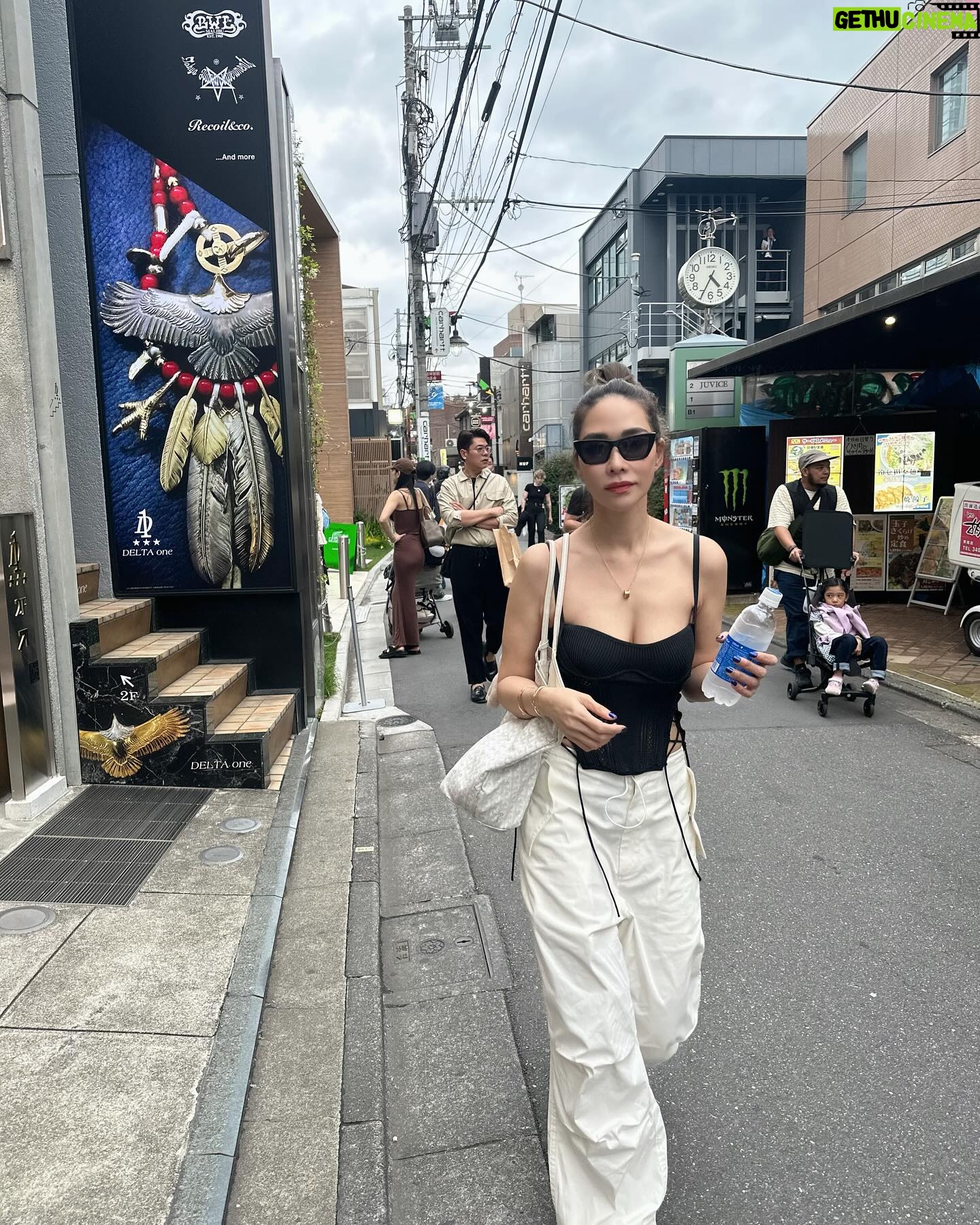 Chermarn Boonyasak Instagram - Tokyo ❤️ ทริปนี้กินตัวแตก 😙🍜