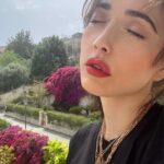 Chiara Francini Instagram - . So che al mio silenzio non ho avuto risposta perché non miravo mai al centro. V.R.