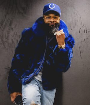 Chico Bean Instagram - The Head of Promotions let me wear Her Coat in NAPTOWN last night!!!! We Dem Ones get your Tickets!!!!