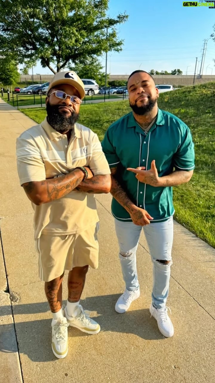 Chico Bean Instagram - CHICAGO!!!! Y’all sold out everything so me & @moneybag_mafia added a second show @improvchicago Tomorrow night!!! GET YOUR TICKETS!!! PS. The Head of Promotions is Pleased with your efforts!!!!