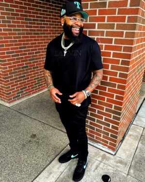 Chico Bean Instagram - “Ima do me no matter what, God as my witness & if you wondering what I do for a living, mind my business”…