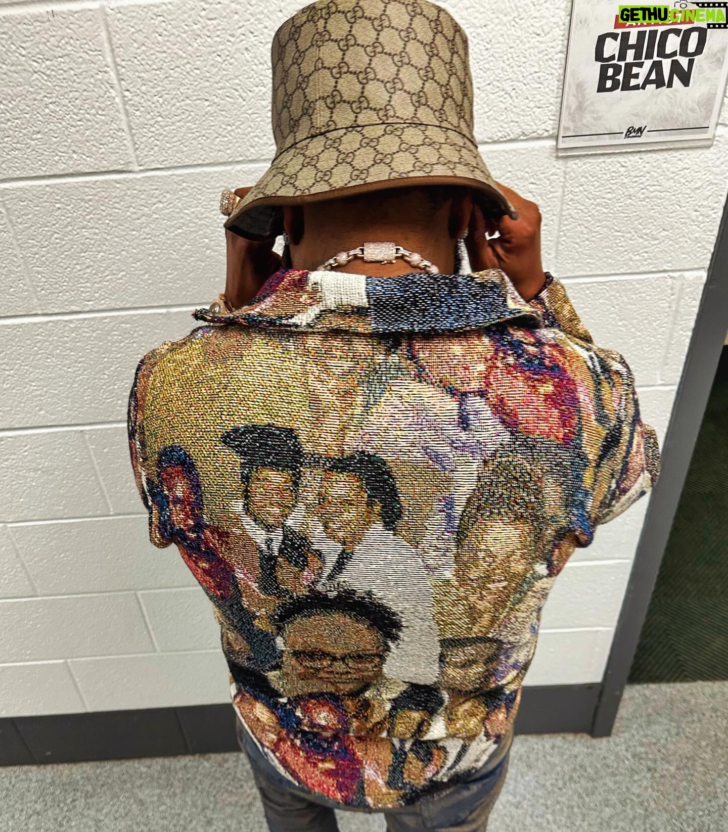 Chico Bean - 85.5K Likes - “Anytime I’m home it’s bitter sweet because My Mother is no longer here, so Tonight I chose to wear this Jacket in honor of Tawanda Bean, THANK YOU TO BLACK WOMEN FOR ALL YOU’VE DONE & ALL YOU CONTINUE TO DO!!!!😍😍😍😍