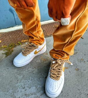 Chico Bean Instagram - “Do my best not to complain, cuz it could be worse & my outfit match the candy in your grandma’s purse”….