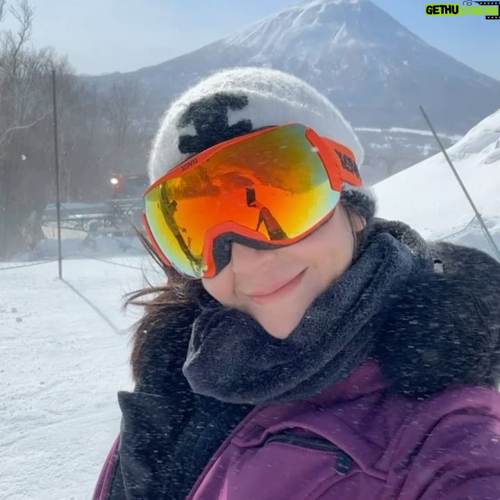 Chidjun Hung Instagram - Challenge your fears ⛷️push your limits 💜 stay focus 💯 no matter what experiences 💪🏻you gonna be a OK 👌 #mamiiof4babies