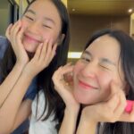 Chidjun Hung Instagram – เข้าห้องลูกสาวทีรัย สวยออกมาตลอด ☺️ แถมโดนป้ายยาอีกก💄💋💆🏻‍♀️ @chilihung