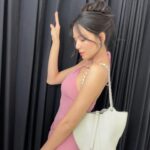 Chidjun Hung Instagram - เป๋ารุ่นนี้ ห้อย น้อล #labubu น้อล #crybaby 🥹🥰 เหมาะมากก 🌈 ของมันต้องมี @blingblingsister.official #blingblingsisterbag