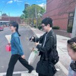 Chien Hung Instagram - #千在加拿大 今天是我在多倫多最後的一堂課跟聚餐 準備了台灣零食給我可愛的同學們✨ 還有很多心得要想分享 但這邊是凌晨四點太睏了哈哈哈 所以先分享照片給大家 😆 #我愛我的老師跟同學們 ✨ #憑著一點勇氣用菜英文來到這 #一個月轉眼就結束了 人生也是 （莫名感觸很多 但又太睏睜不開眼哈哈哈