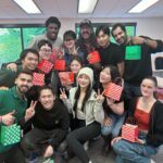 Chien Hung Instagram - #千在加拿大 今天是我在多倫多最後的一堂課跟聚餐 準備了台灣零食給我可愛的同學們✨ 還有很多心得要想分享 但這邊是凌晨四點太睏了哈哈哈 所以先分享照片給大家 😆 #我愛我的老師跟同學們 ✨ #憑著一點勇氣用菜英文來到這 #一個月轉眼就結束了 人生也是 （莫名感觸很多 但又太睏睜不開眼哈哈哈