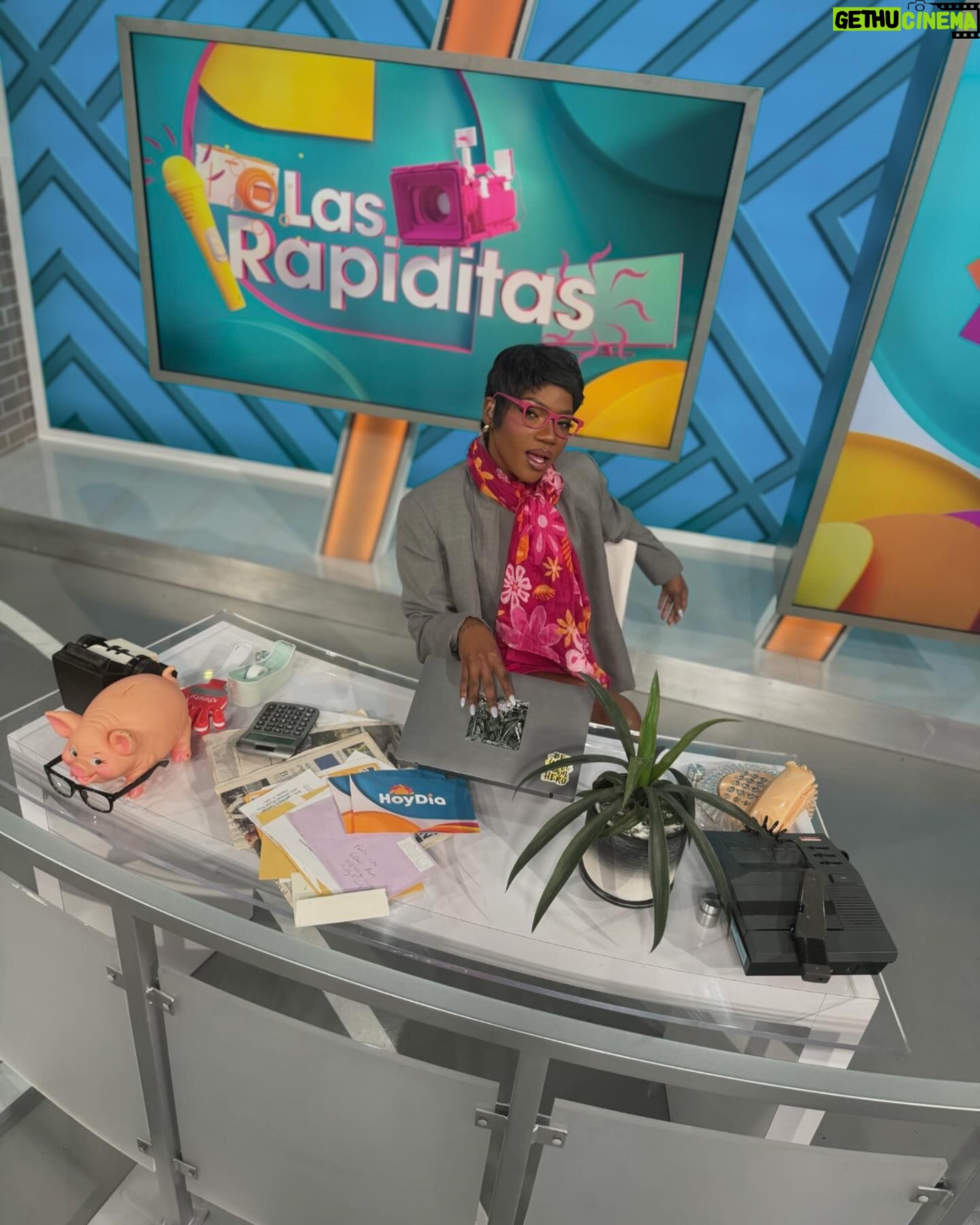 ChikyBomBom Instagram - Las noticias más jocosas de @hoydia #LASRAPIDITAS 💝 SOY FELIZZZZZZ