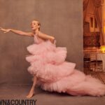 Chloë Sevigny Instagram - Thank you @townandcountrymag When we shot to promote something we can’t speak of #sagaftrastrong #sagaftrastrike 🦢 T&C: @townandcountrymag EIC: @stellenevolandes Photographer: @ruvenafanador Hair: @kabutohair Makeup: @gitabass Stylist: @bernatbuscato Location: @theplazahotel