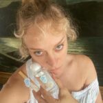 Chloë Sevigny Instagram – An even littler Little Flower 🥀 For the month of August, receive a complimentary travel size spray of my signature scent with the purchase of a full sized bottle from @regimedesfleurs 

@regimedesfleurs is a small batch luxury fragrance company owned and operated by my friend @aliaraza we use precious natural ingredients like genuine Turkish rose absolute. This is a labor of love for us as fragrance lovers ourselves.