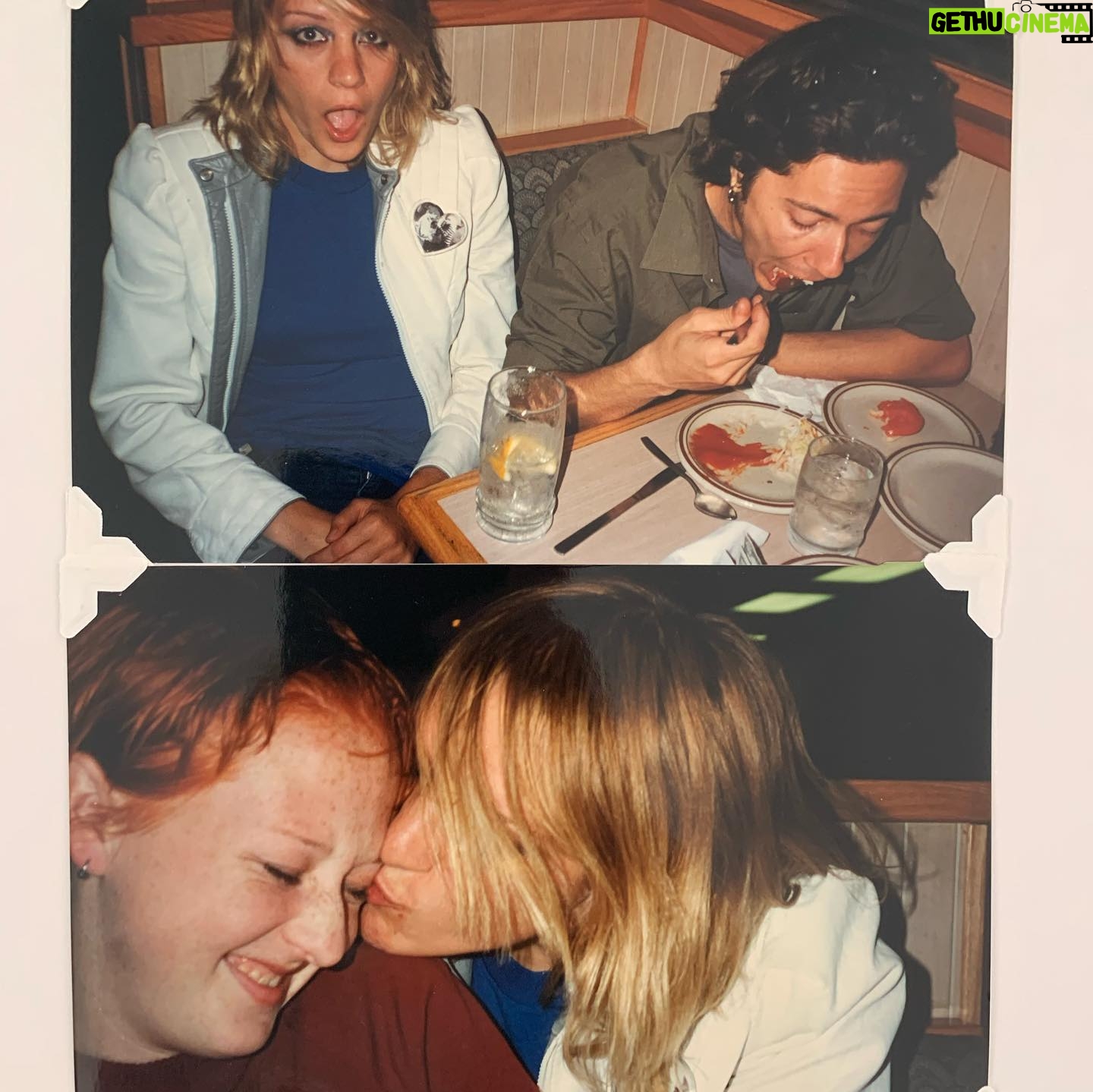 Chloë Sevigny Instagram - Missing you @alannalannibug we hold you in our hearts and on our minds till we meet again. 🕯 Aug 7, 1977~Jan 31, 2021