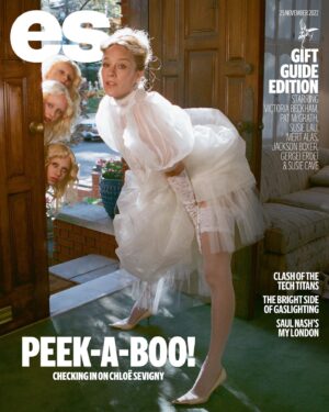 Chloë Sevigny Instagram - Sweet angel @petrafcollins and me for @esmagazine promoting @bonesandallfilm 

Stylist: @Stella_Greenspan 
Hair Stylist: Akihisa Yamaguchi 
Make-Up Artist: @EmiKaneko
Interview: Hamish MacBain