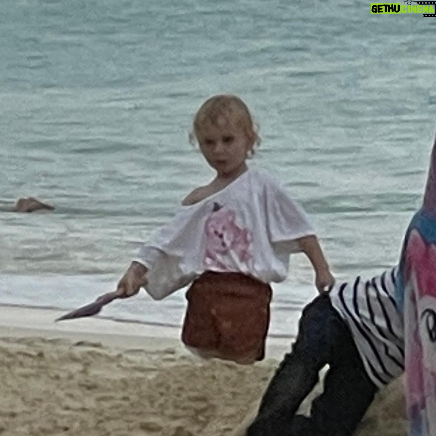 Chloë Sevigny Instagram - How it started, how it’s going. #forevervivienne