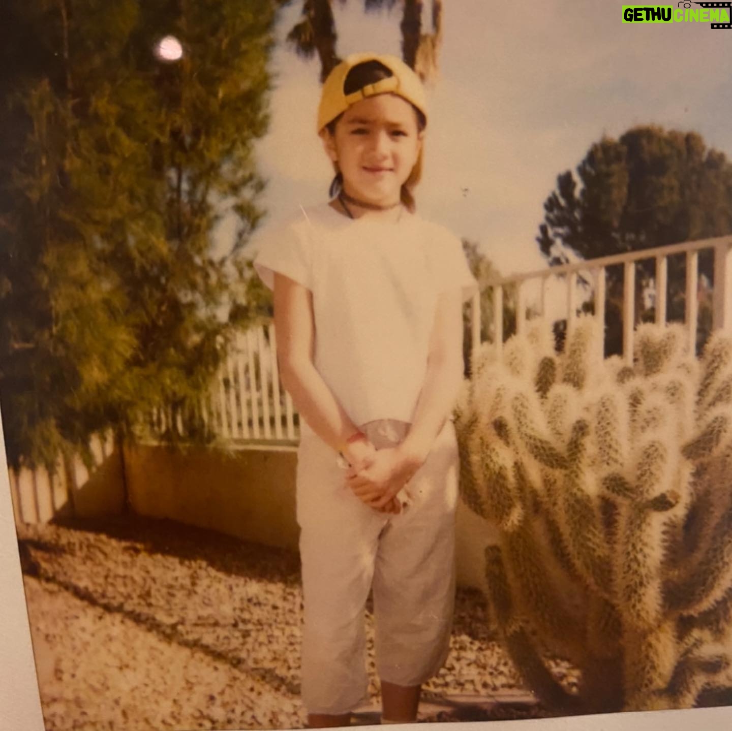 Chloe Bennet Instagram - i grew up in inner city chicago and had little to no exposure to actual “nature” and stuff, and i never actually saw cacti in real life. i legit thought that they were like dinosaurs and they were extinct or something, or like make believe plants, until i was (whatever age i was here) and we went to arizona, and i saw them everywhere and my little mind was blown, and i was so excited, so i made my brothers take polaroids of me standing next to them and also *holding hands* with them. anyway, i imagine this could never happen these days, because the internet teaches important facts like “cacti are not plant dinosaurs” and it makes me sad because it was such a (delayed lol) yet mind blowing discovery, and now i wonder if anything will ever be that pure and exciting anymore. anyways we all shouldn’t take things for granted. especially plants that don’t need water and have knives all over them. that shits crazy.
