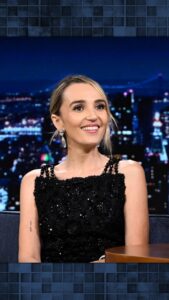 Chloe Fineman Instagram - @chloeiscrazy does as many impressions as she can in 60 seconds! #FallonTonight