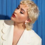 Chloe Fineman Instagram - Fineman Sisters X SRJ. A modern heirloom collection of diamond and pearl studs and earring jackets inspired by the sisters’ collective love of vintage style. Created in mind with the sister tradition of (let’s be honest) stealing from each other's closets. @chloeiscrazy & @emmafineman decided to settle the score by working with Sophie to design everyday statement pieces that can be swapped & shared to reflect their personal style. "We're 'dress for the occasion type bitches,' and with this collection, you can mix and match every piece to be perfectly styled from a wedding, or cocktail party, to every day just with jeans and a T-Shirt." Get to know the Fineman sisters and shop their collection via the link in bio & stories. 📷: @samhylton 💄: @janicedaoud @makeupbyarbella . . . . . . . . #sophieratner #sophieratnerjewelry #SRJ #collab #finejewelry #madeinnyc #sustainablefashion #chloefineman #emmafineman #finemansisters #pearlearring #earringjacket #diamondearring #baroque #baroquestyle #motherofpearl