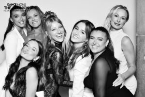 Chloe Lukasiak Instagram - Loves a photo booth