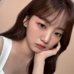 Cho Yi-hyun Instagram - 쏘피와 함께 맞이하는 세번째 봄🤎