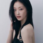 Choi Hee-jin Instagram - 🖤