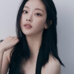 Choi Hee-jin Instagram - 🖤