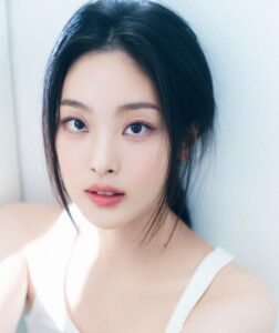 Choi Hee-jin Instagram - 🐱