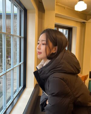 Choi Ye-bin Instagram - @discoveryexpedition_kr 
#디스커버리패딩 #디스커버리롱패딩 #레스터g패딩