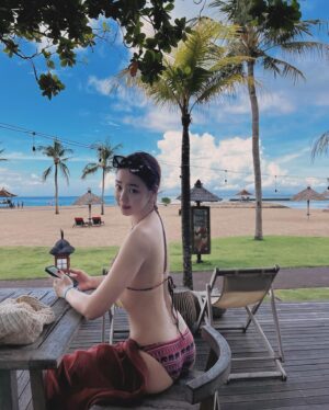Choi Ye-bin Instagram - 요가하구 돌친구 만들기🪨🪸할거 많다...🤍
@clubmed #clubmed #클럽메드