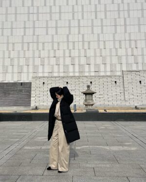 Choi Ye-bin Instagram - @discoveryexpedition_kr 
#디스커버리패딩 #디스커버리롱패딩 #레스터g패딩