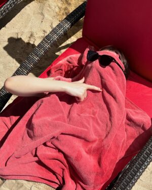 Choi Ye-bin Instagram - 요가하구 돌친구 만들기🪨🪸할거 많다...🤍
@clubmed #clubmed #클럽메드