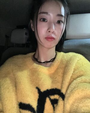 Choi Ye-bin Instagram - 밤되즈💛