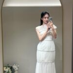 Choi Yeon-cheong Instagram - 몇 번 드레스가 가장 예쁜가요? ☺️