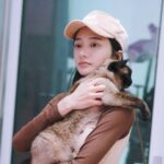 Choi Yeon-cheong Instagram - 𝘛𝘩𝘢𝘯𝘬 𝘺𝘰𝘶 𝘧𝘰𝘳 𝘵𝘩𝘦 𝘨𝘪𝘧𝘵 🐈‍⬛🖤