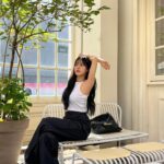 Choi Yun-jin Instagram - end of summer✌🏻😝✌🏻
