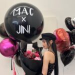 Choi Yun-jin Instagram - 💄❤ #맥 #러스터글래스립스틱 #맥샤인총알립스틱