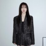 Choi Yun-jin Instagram - 📷🖤