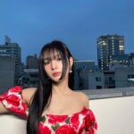Choi Yun-jin Instagram - Get ready!🌹