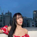 Choi Yun-jin Instagram - Get ready!🌹