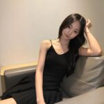 Chou Tzu-yu Instagram - 🖤💭