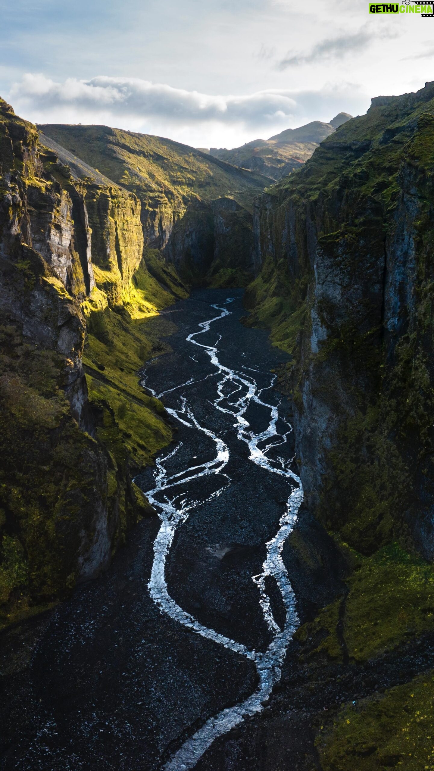 Chris Burkard Instagram - With all of it’s secret canyons, glaciers, and iconic rivers, the þórsmork valley has been home to many photoshoots for me over the years and felt like a good representation of colors and landscape I wanted my new collection with @dbjourney to represent. We were fortunate to hit the fall weather just right on a crisp day last September to photograph the bags and apply each piece in real-life scenarios that I intended them for. Check out the full collection while stock lasts at the 🔗 in my profile Ramverk Pro Sling Bag 20L Ramverk Pro Backpack 32L Surf Tote 80L Roamer Duffel 60L Hugger Roller Bag Check-in 90L