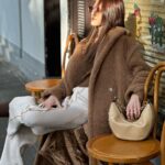 Chrissie Chau Instagram - 呢幾日真係好凍🥶🥶🥶 記得著多件衫保暖 #staywarm #throwback #cold #coldday #ootd #🥶 #winter #winteroutfit #wintervibes #valentino #lomography400 #citywalk #shanghai #月初上海行 #菲林相 #菲林日常 #好多存貨🙈