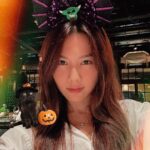 Chrissie Chau Instagram - 應節裝一下 Trick or treat 🎃👻😈🍭 #halloween #happyhalloween #trickortreat #halloweennight #horror