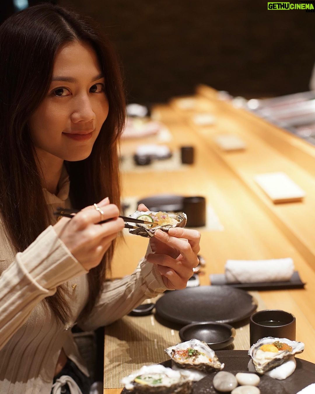 Chrissie Chau - 18.4K Likes - 被美食與美景療癒的小出走🤍
很開心能率先入住新開幕的W酒店 @wmacaustudiocity
@studiocitymacau 水上樂園實在是太好玩刺激了
一直玩到閉園也捨不得離開😝
很喜歡酒店內的各種小心思🫶🏻
謝謝酒店的貼心安排
讓我於開戲前充滿電⚡️能量滿滿🤩
#濠玩澳門 #新濠影滙水上樂園 #StudioCityWaterPark
#全天候水上樂園 #濠游太空 #LetsGetSplashedWithSTUDIOCITY
#玥龍軒 #PearlDragon #Michelin #米芝蓮一星
#BlindTiger #嬅 #Diva
#澳門新濠影滙W酒店 #FirstInMacau #WMacauStudioCity #新濠風尚 #MelcoStyle
新濠影滙水上樂園優惠碼:
WPCHRISSIE20
$416 (Sep 27 to Oct 26, 2023)