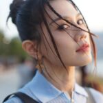 Chrissie Chau Instagram - Have a nice day 💙🖤 @Fendi #FendiFW23 #FendiPeekaboo Hair: @singsing113 @artify.lab Makeup: @circleeeee_makeup #haveaniceday #ootd