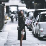 Chrissie Chau Instagram - 一些劇照和工作照 我想拍電視劇和電影最大區別 是電視劇真的每天要拍很多場戲 由其是當要一人分飾2角 每天拍攝時間就會相對更長 這部大概是我拍過最需體力的戲了 去年疫症最嚴峻那幾個月拍下 每天開工前必須做快測 120天我佔了117天 工作人員常開玩笑：「娜姐🀄️未？」🤣🤣🤣 📸 @alex_chichicool #叠影狙擊 #魏曉晨梁曦 #辛苦晒所有工作人员 #抱歉讓你們失望了 #做嘢唔病放假先病係我強項 #感恩特別時期還有工開