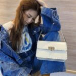 Chrissie Chau Instagram - 💙🤍 @maisonvalentino #ValentinoGaravani #Rockstud23 bag #hellomay #denim #denimlover #summer #summercolour #summervibes #monday #mondayblues